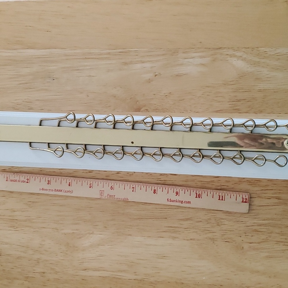 Tie - Belt - Scarf Rack - Picture 5 of 5